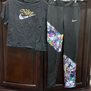 Nike crop top and leggings for girls